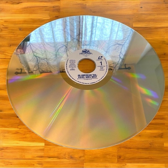 VINTAGE An American Tail: Fievel Goes West - MCA Universal Digital LaserDisc - Picture 4 of 6